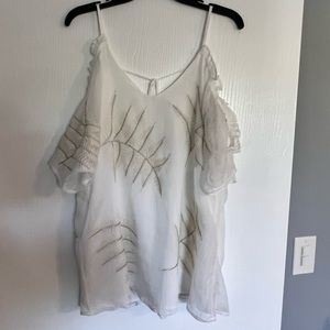NWOT - cold shoulder blouse - size Medium